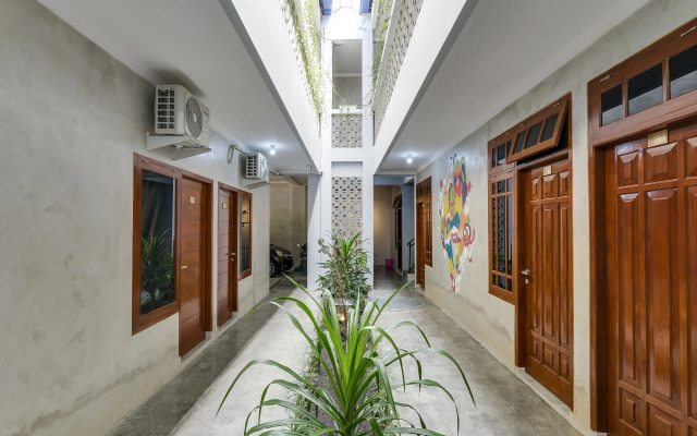 Super OYO Capital O 90983 Harmony Easy Stay