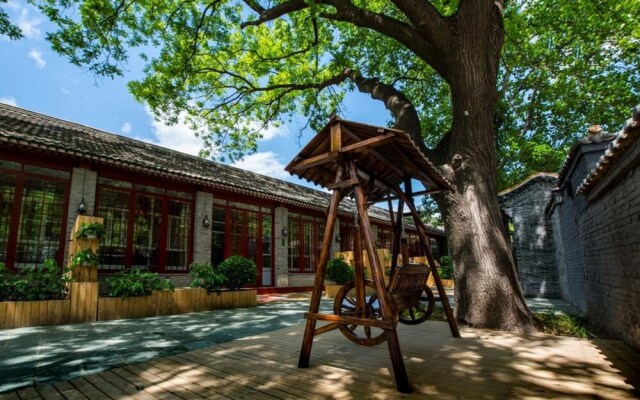 Great Wall Village Story Hotel