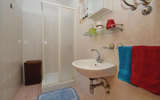 Awesome Home in Trget With 2 Bedrooms