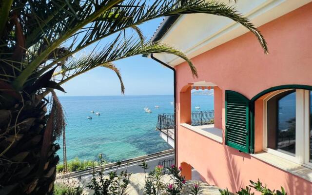 Suite Luxury Le Palme 2 - Sanremo fronte mare