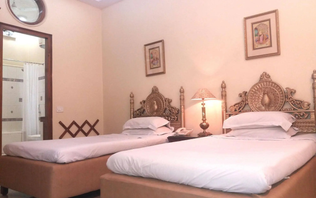 Bajaj Indian Home Stay – Guest Rooms – Delhi