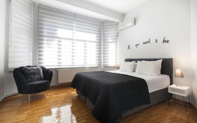 Amazing Flat near Osmanbey Metro Station