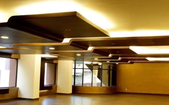 Cocoon Luxury Business Hotel