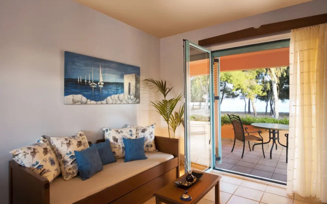 Makis Inn Resort