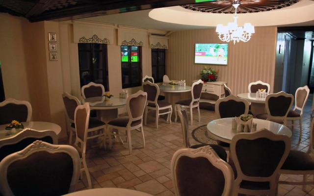 Kadi Konagi Thermal Hotel