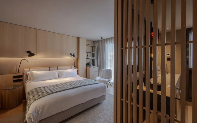 The Blackpine Hotel, Small Luxury Hotels