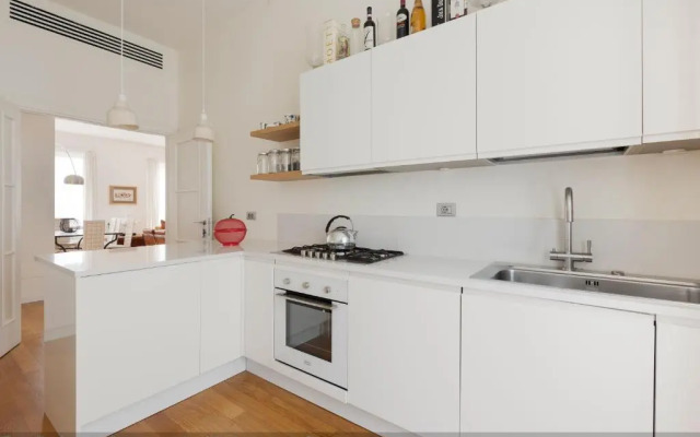 Arena Apartment