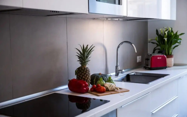 Super Big History Luxury At Colosseum