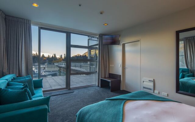 53 Shotover Apartment 302