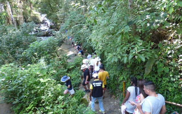 Hostal Alto De La Montaña