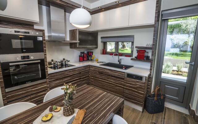 Ariadne Luxury Villa