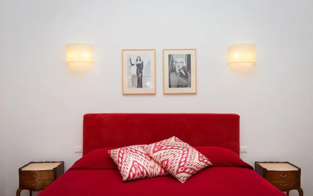 Prestigious Apartments Via Barberini