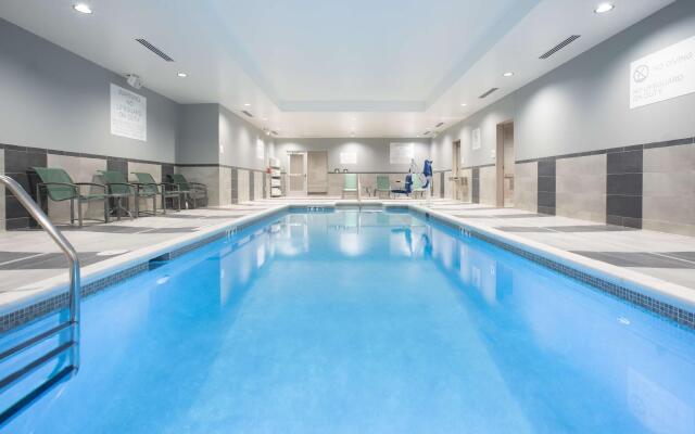 Hilton Garden Inn Omaha Aksarben Village