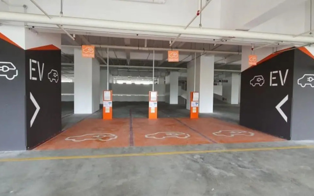 Muji Home Sunway Lagoon Pyramid,Subang,2BR,6-8pax