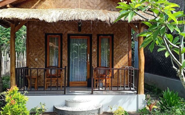 Kubu Artha Bungalow Nusa Penida