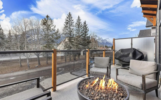 Township by Canmore Premier