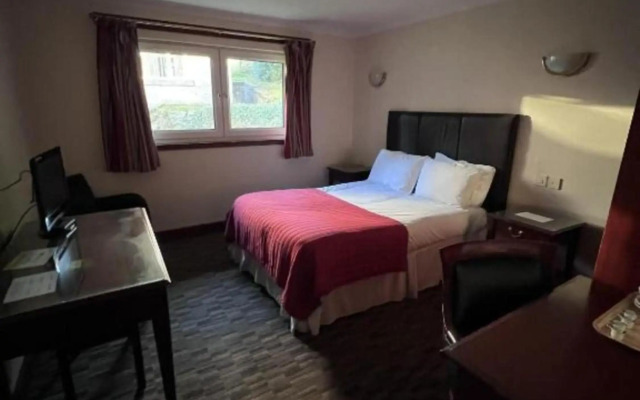 Lochway Hotel