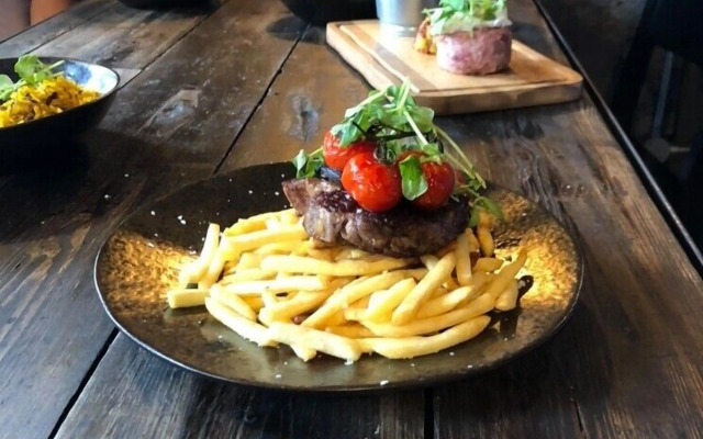 Cardiff Arms Bistro and Hotel