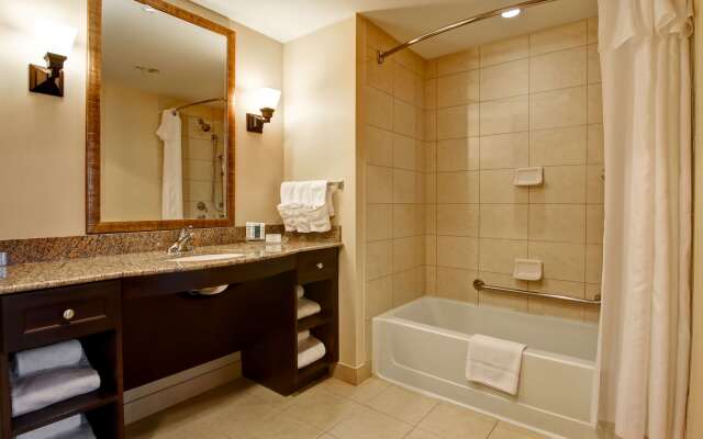 Homewood Suites by Hilton Toronto Airport Corporate Centre