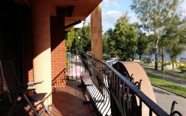 Apartamenty & Restauracja Janus