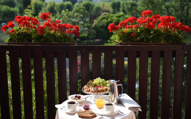 Iseolago Hotel