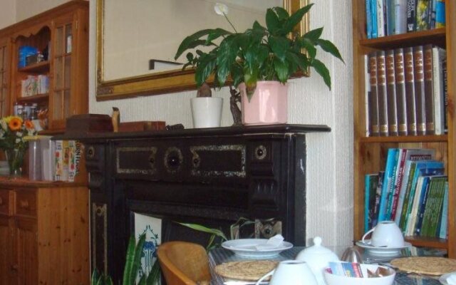Harlequin Guest House