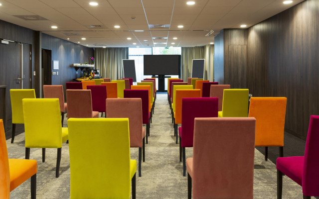 Hôtel Roi Soleil Prestige Plaisir - St Quentin