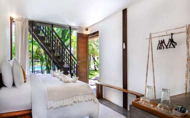 Belvilla Seaside Hermitage Bungalow Canggu Beach