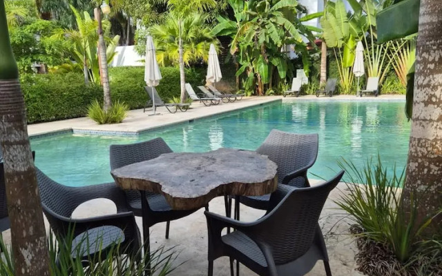 Large 3-bedroom Apartment