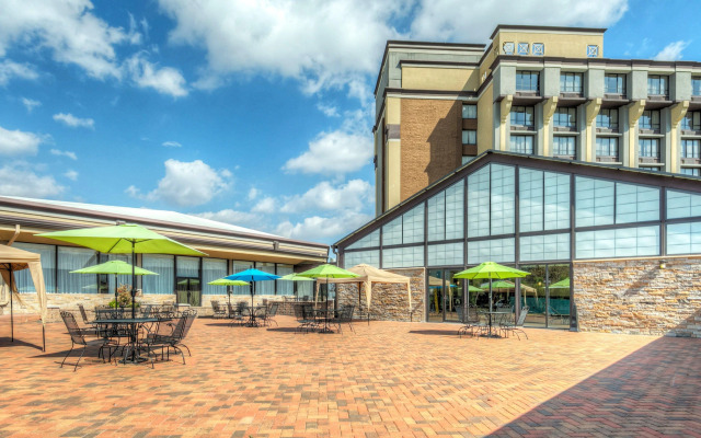 Hilton St. Louis Airport