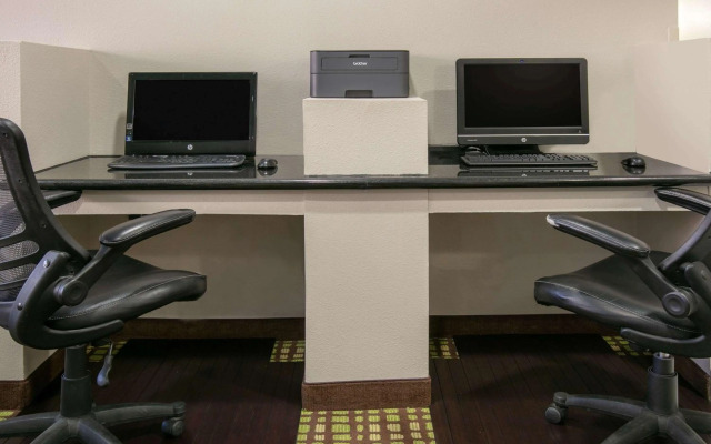 Holiday Inn Express & Suites Roswell