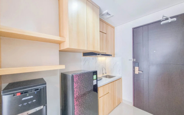 Homey And Minimalist Studio At Patraland Amarta Apartment