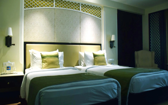 La Place Sarovar Portico, Lucknow