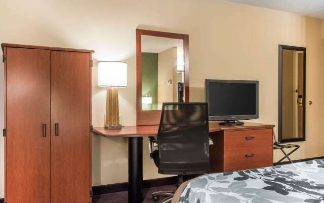 Sleep Inn & Suites of Lancaster County