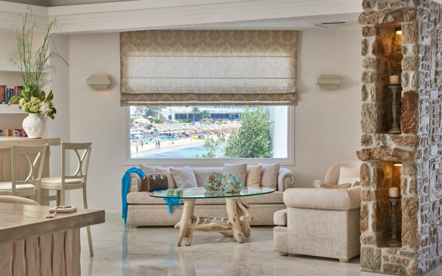Petinos Beach Hotel