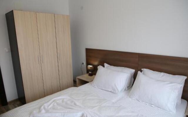 Fenix Guest House