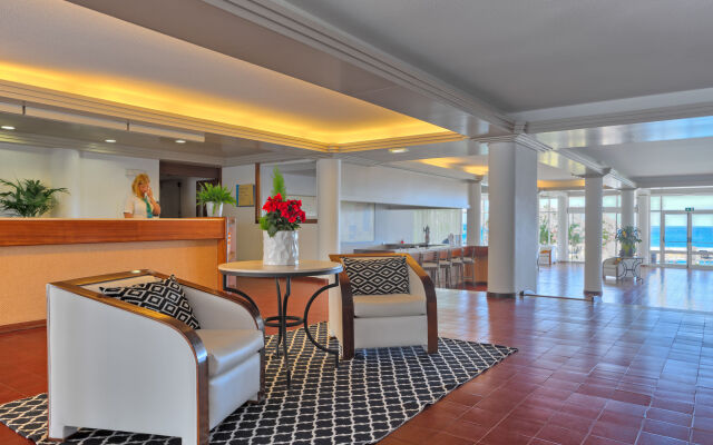 Vila Baleira Suites