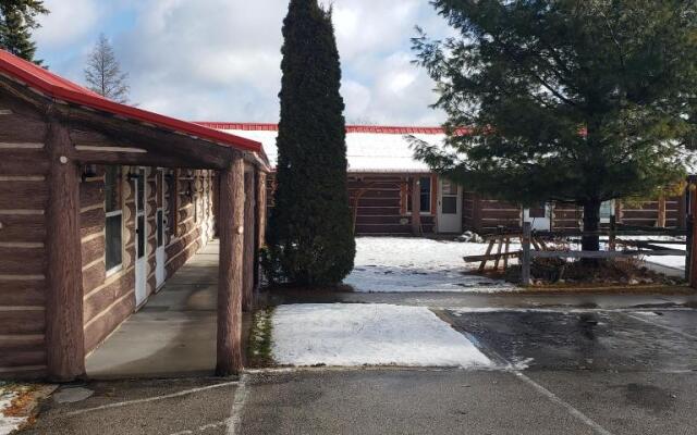 Birchwood Motel