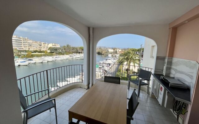 Studio moderne - Port de Mandelieu - Proche Mer -