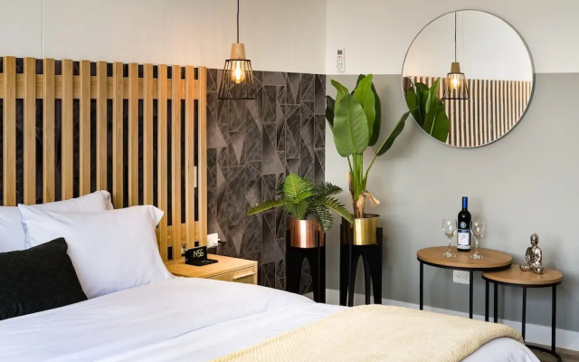 Go Living & Suites - Jalo Rent