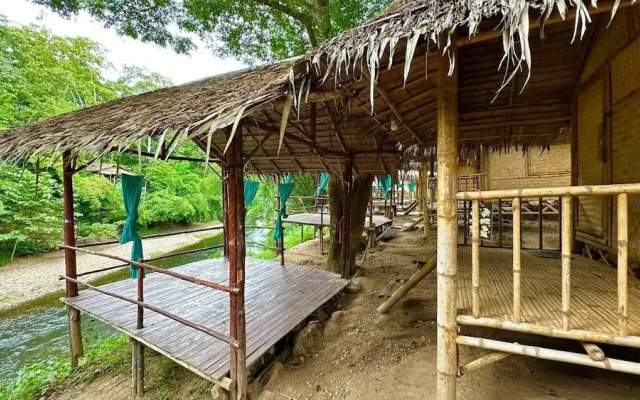 Tid-jai Homestay at Suan Phueng