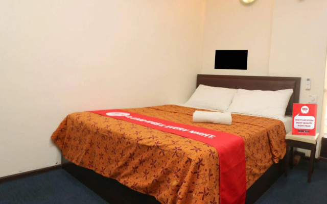 Veenai Hotel