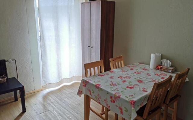 Back Hostel & Private Rooms