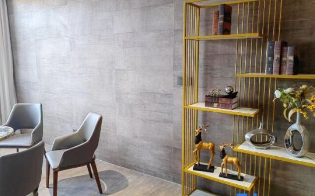 Yinjing Hotel (Alxa Hi-Tech Zone Branch)