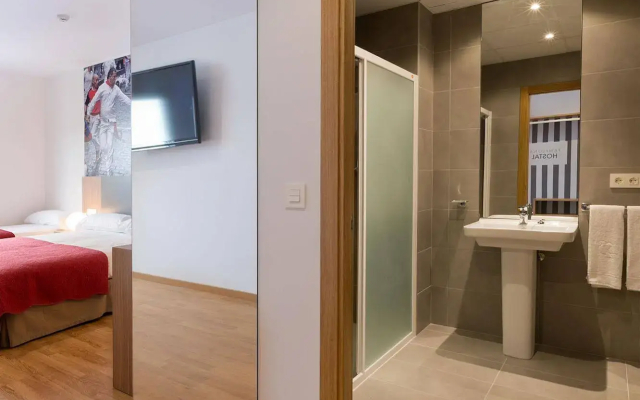 Iraipe Pamplona Hostal