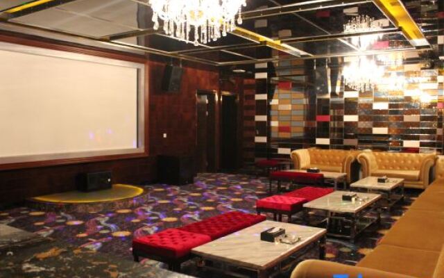 New Cozy Harbour Hotel