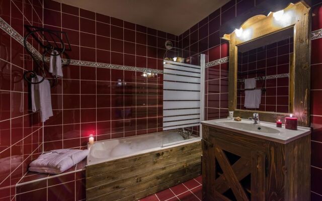Chalet Val 2400