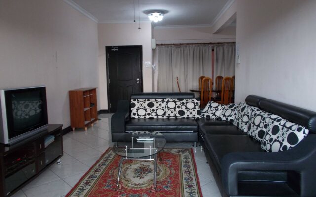 Marina Court Resort Condominium