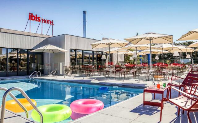 ibis Orange Centre Echangeur A7 A9