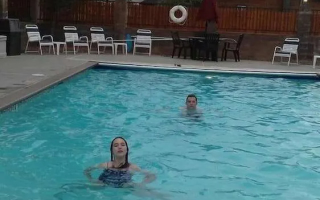 Austin's Chuckwagon Lodge